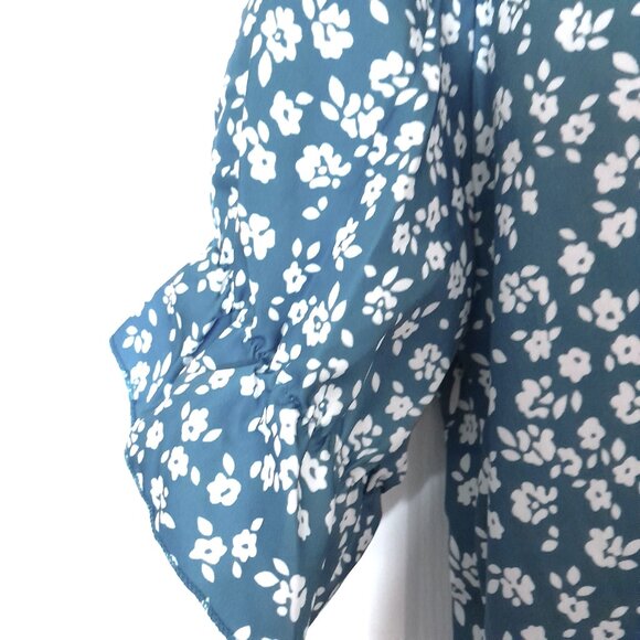 Women’s Blue Short Sleeved Floral Dress with 4 frontal buttons Size L - Picture 5 of 5